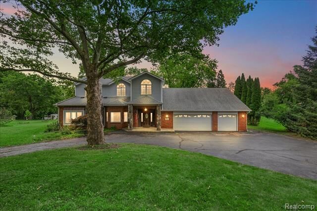 Property Photo: 28028 Alycekay Street MI 48334