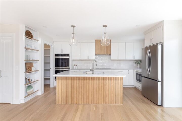 Property Photo:  10 Mount Hope Avenue  RI 02871 