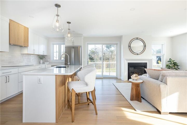 Property Photo:  10 Mount Hope Avenue  RI 02871 