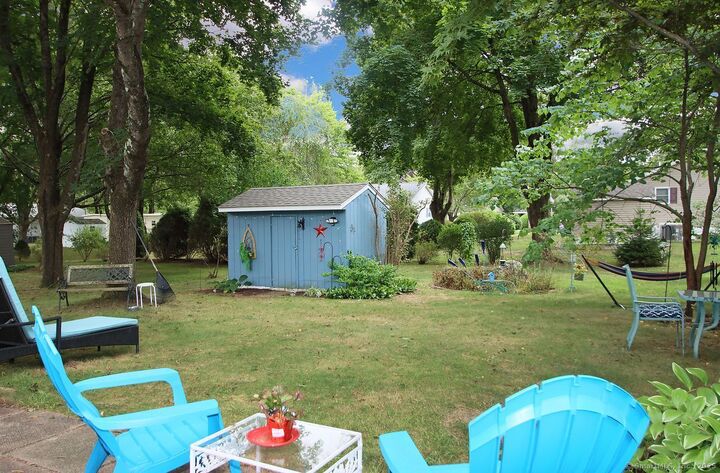 Property Photo: 6 Country Club Trail CT 06419