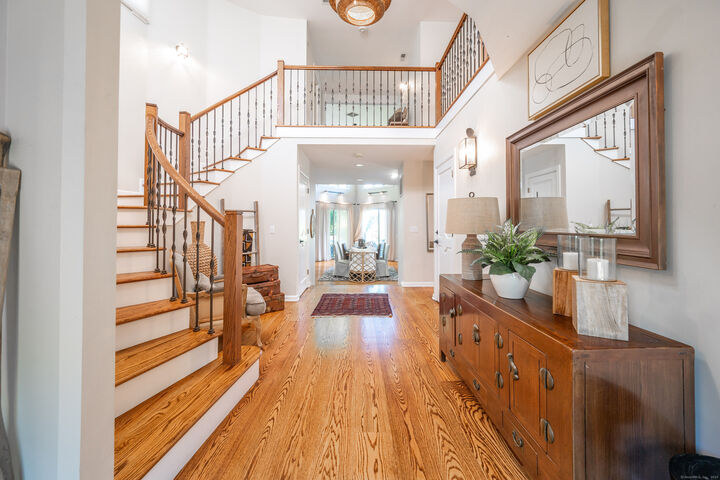 20 Shore Road  Danbury CT 06811 photo