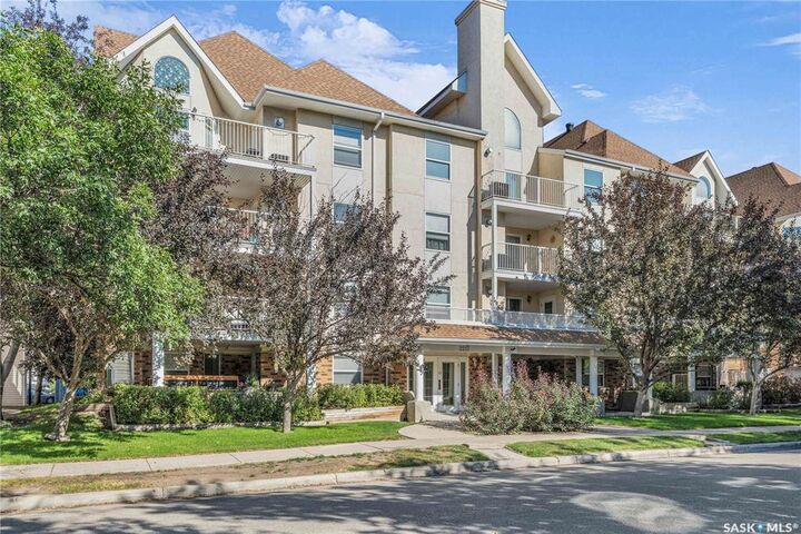 2217 Angus Street 201  Regina SK S4T 1A3 photo