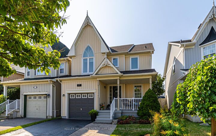 Property Photo:  17 Beaumaris Crescent  ON L1M 2H3 
