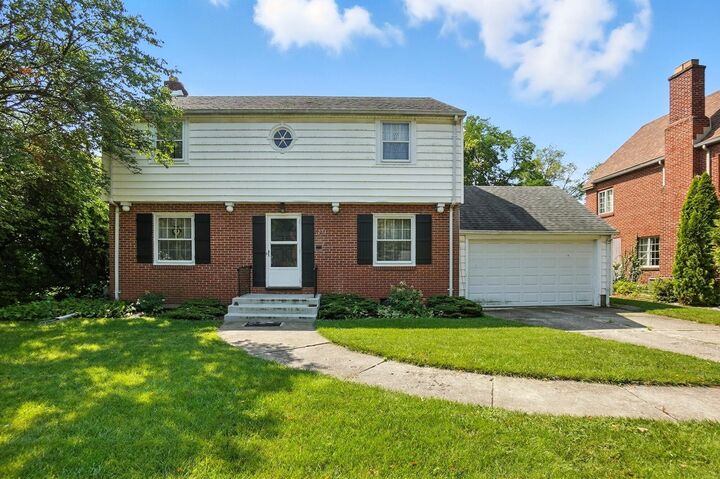 Property Photo: 271 S Broadmoor Boulevard OH 45504