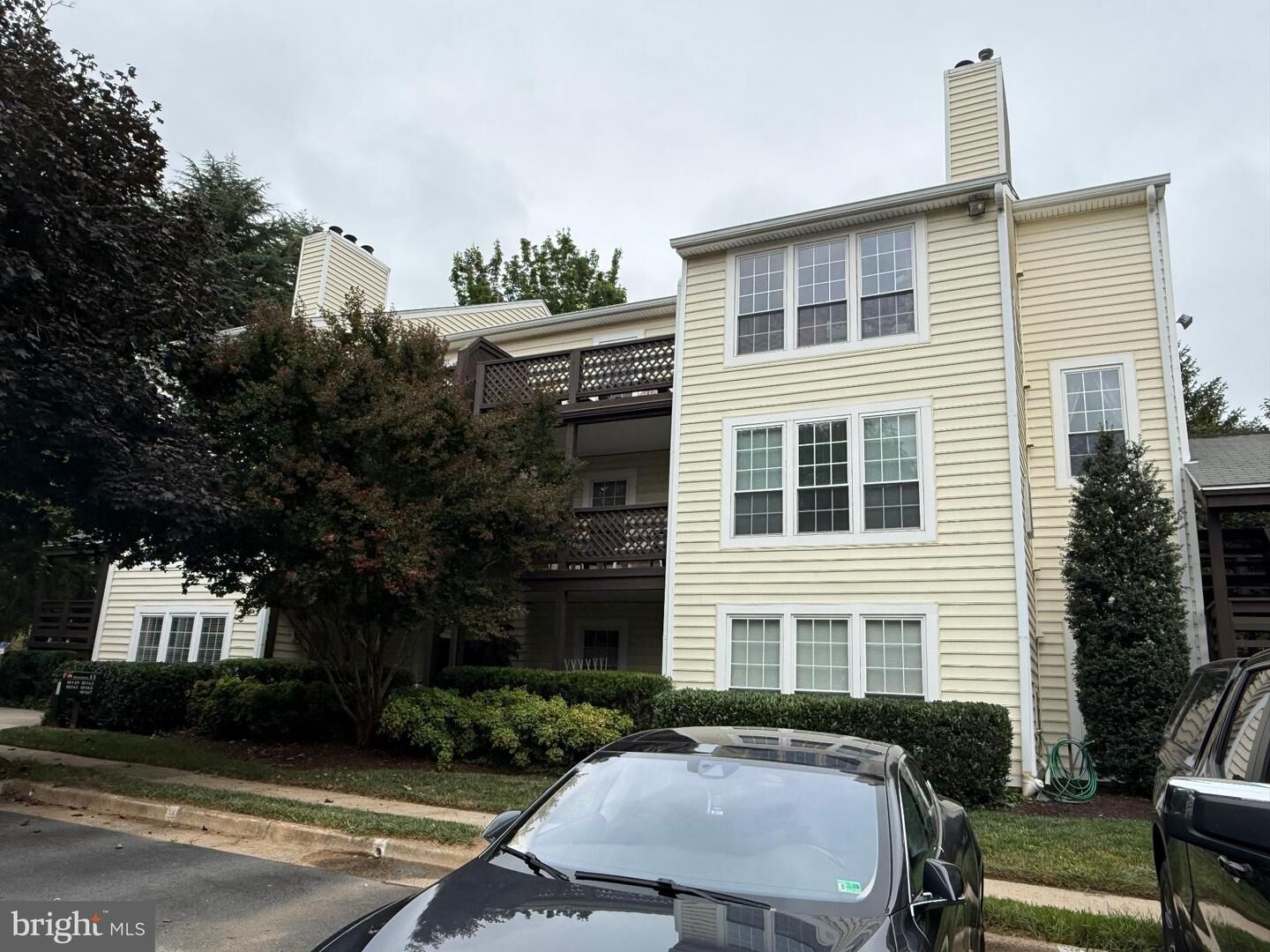 Property Photo:  10165 Oakton Terrace Road 10165  VA 22124 