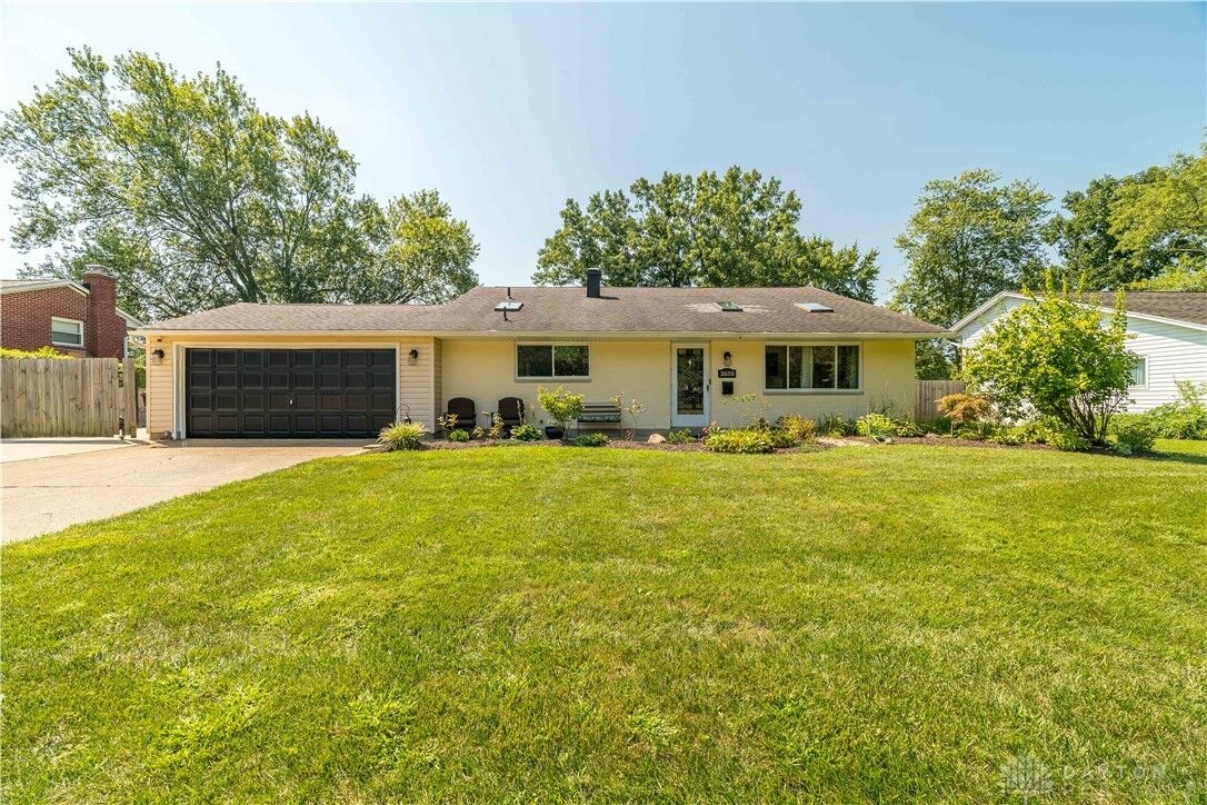 Property Photo: 2510 E Stroop Road OH 45440