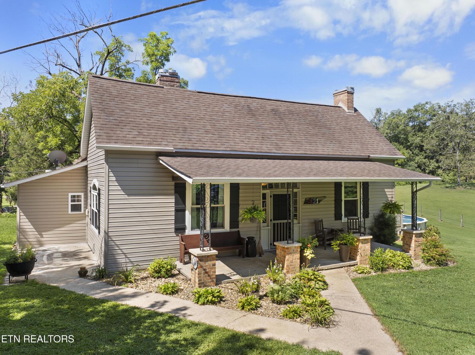 Property Photo:  421 E Brushy Valley Drive  TN 37849 