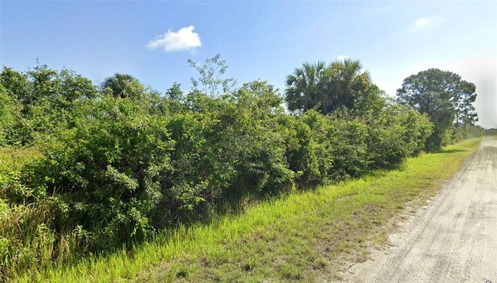 Property Photo:  879 Merry Street SW  FL 32908 
