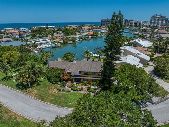 Property Photo: 309 Belle Isle Avenue FL 33786