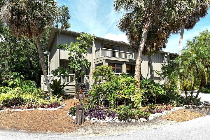 Property Photo: 1473 Landings Circle 44 FL 34231