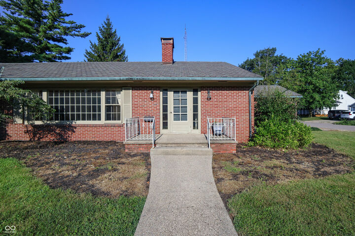 Property Photo:  1950 Franklin Street  IN 47201 