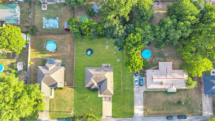 Property Photo:  303 E Center Street  AR 72753 