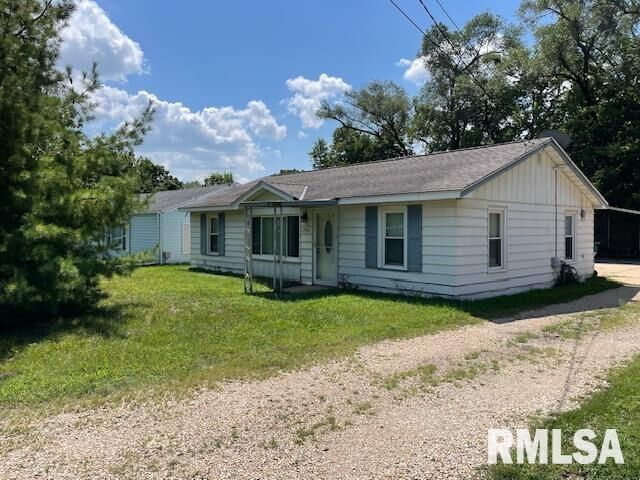 2530 W Magnolia Avenue  West Peoria IL 61604-3808 photo