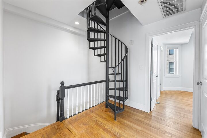 Property Photo:  42 Vinton St 3  MA 02127 