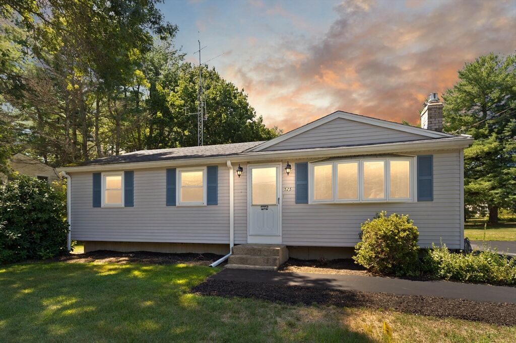 Property Photo: 525 Elm St MA 02048
