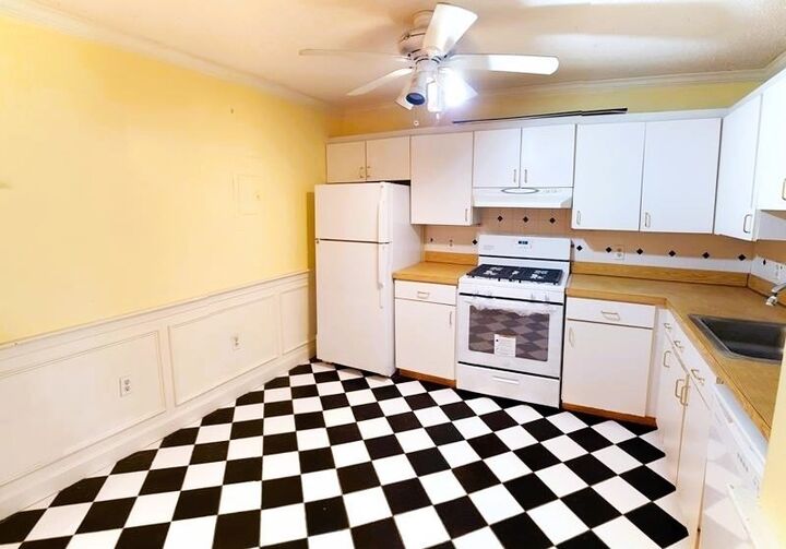 Property Photo: 22 Kenmar Dr 202 MA 01821