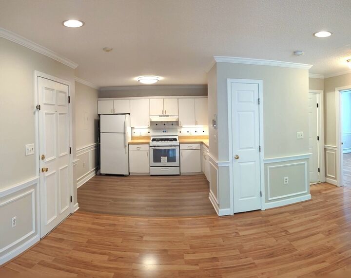 Property Photo:  22 Kenmar Dr 202  MA 01821