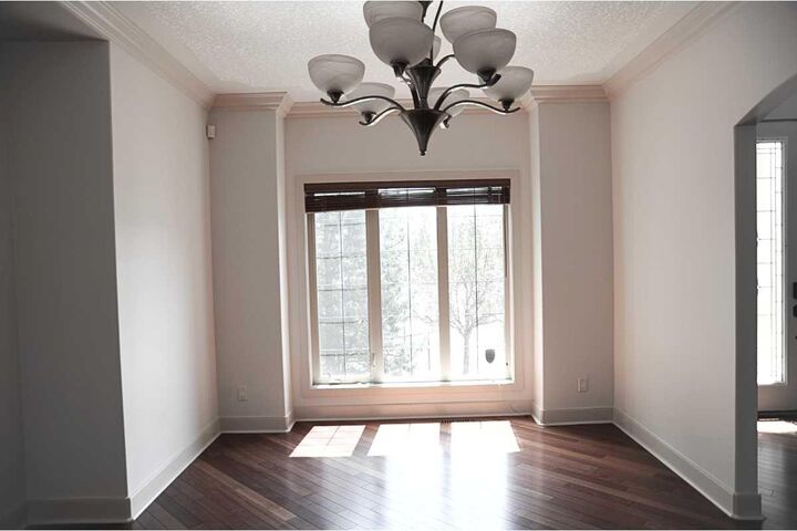 Property Photo:  31 Cougarstone Point SW  AB T3H 4Z3 