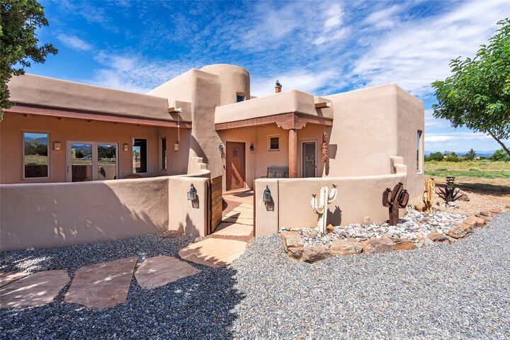 Property Photo:  17 Camerada Road  NM 87508 