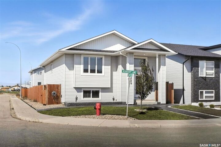 220 Reddekopp Lane  Warman SK S0K 4S3 photo
