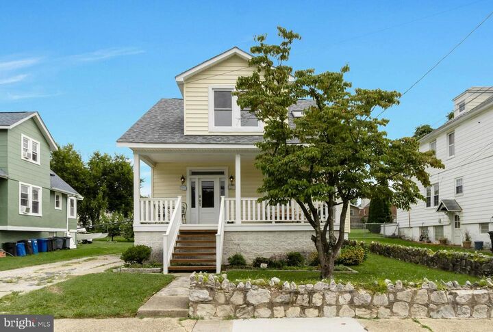 Property Photo: 2914 Hillcrest Avenue MD 21234