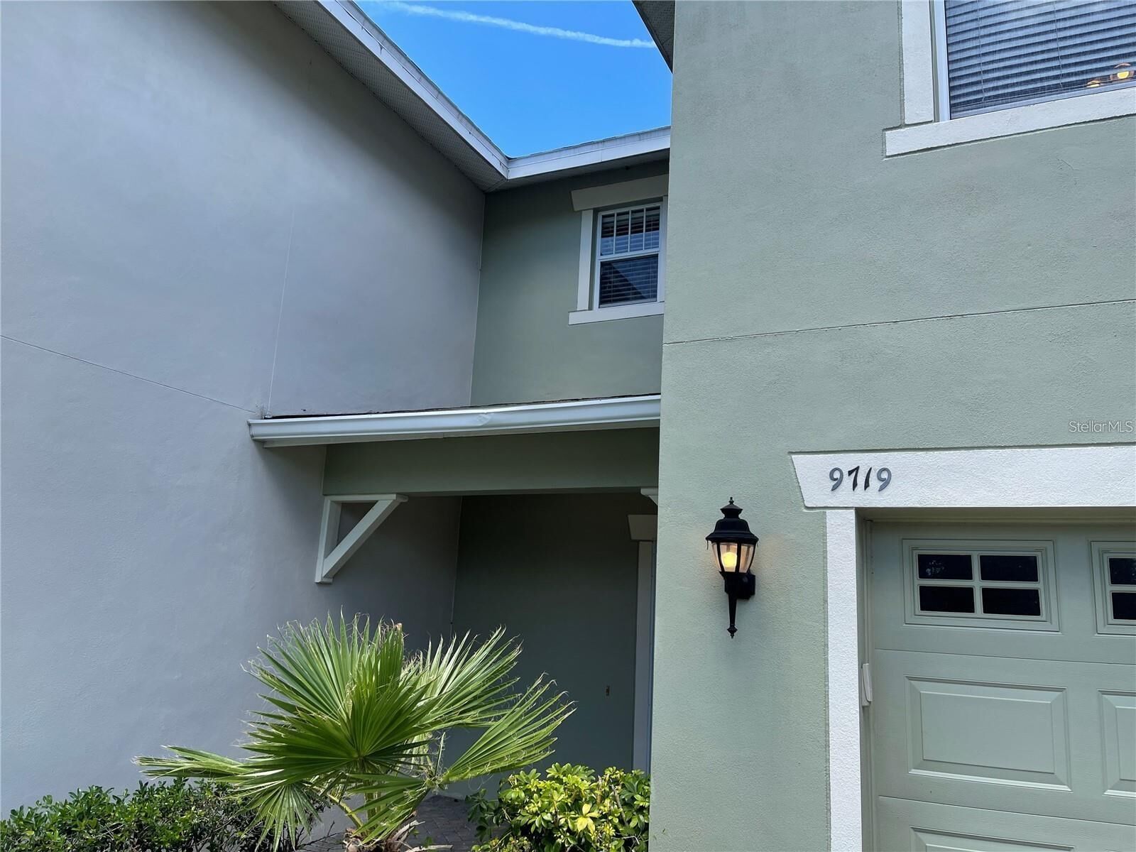 Property Photo: 9719 Biscotti Avenue FL 32829