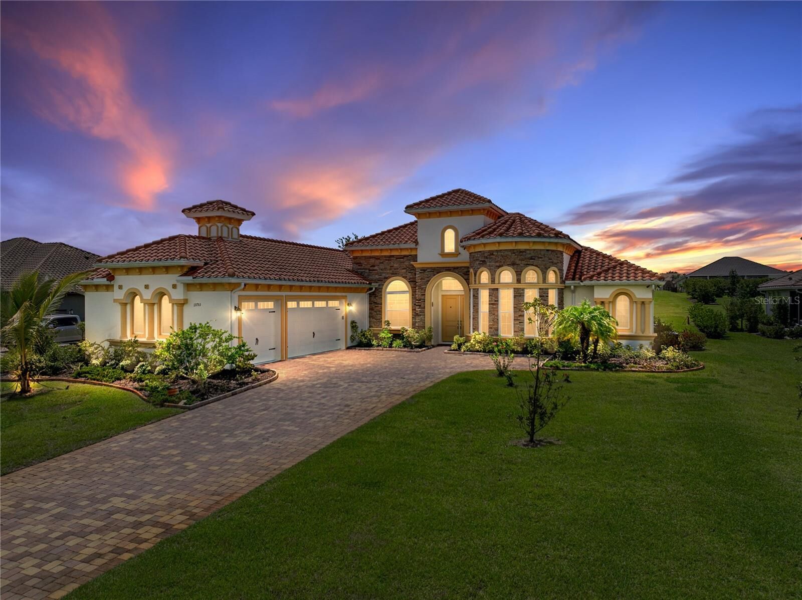 Property Photo: 13753 Carryback Drive FL 33525