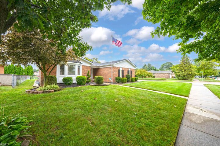 Property Photo: 17744 White Plains Drive MI 48044