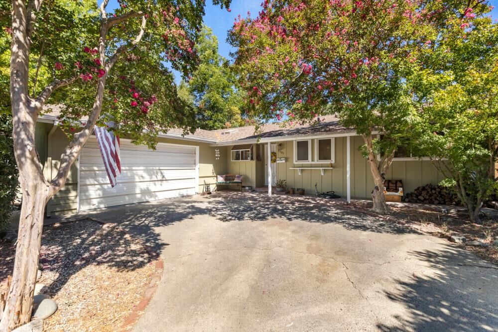 Property Photo:  2501 Los Feliz Way  CA 95608 