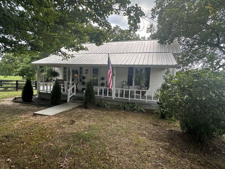 Property Photo:  381 Busby Rd  TN 38469 