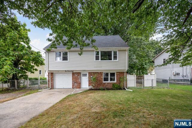 198 2nd Street  Englewood NJ 07631 photo