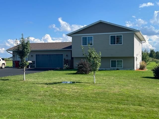 Property Photo: 48140 Autumn Court MN 55080