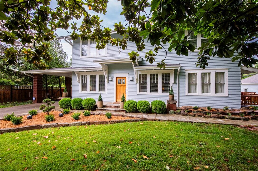 Property Photo: 901 McCollum Drive AR 72712