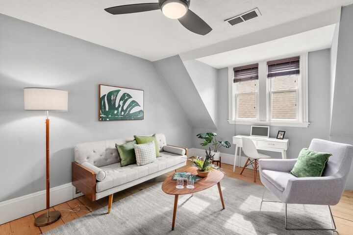 Property Photo:  33 Hudson Street 3  MA 02143 