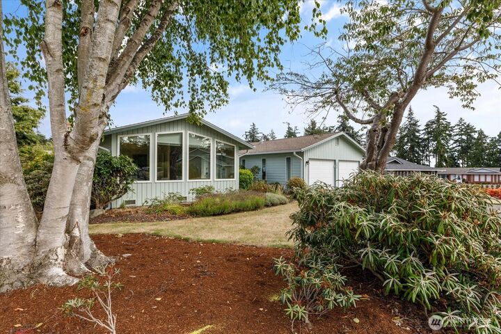 Property Photo:  352 NW Fairhaven  WA 98277 