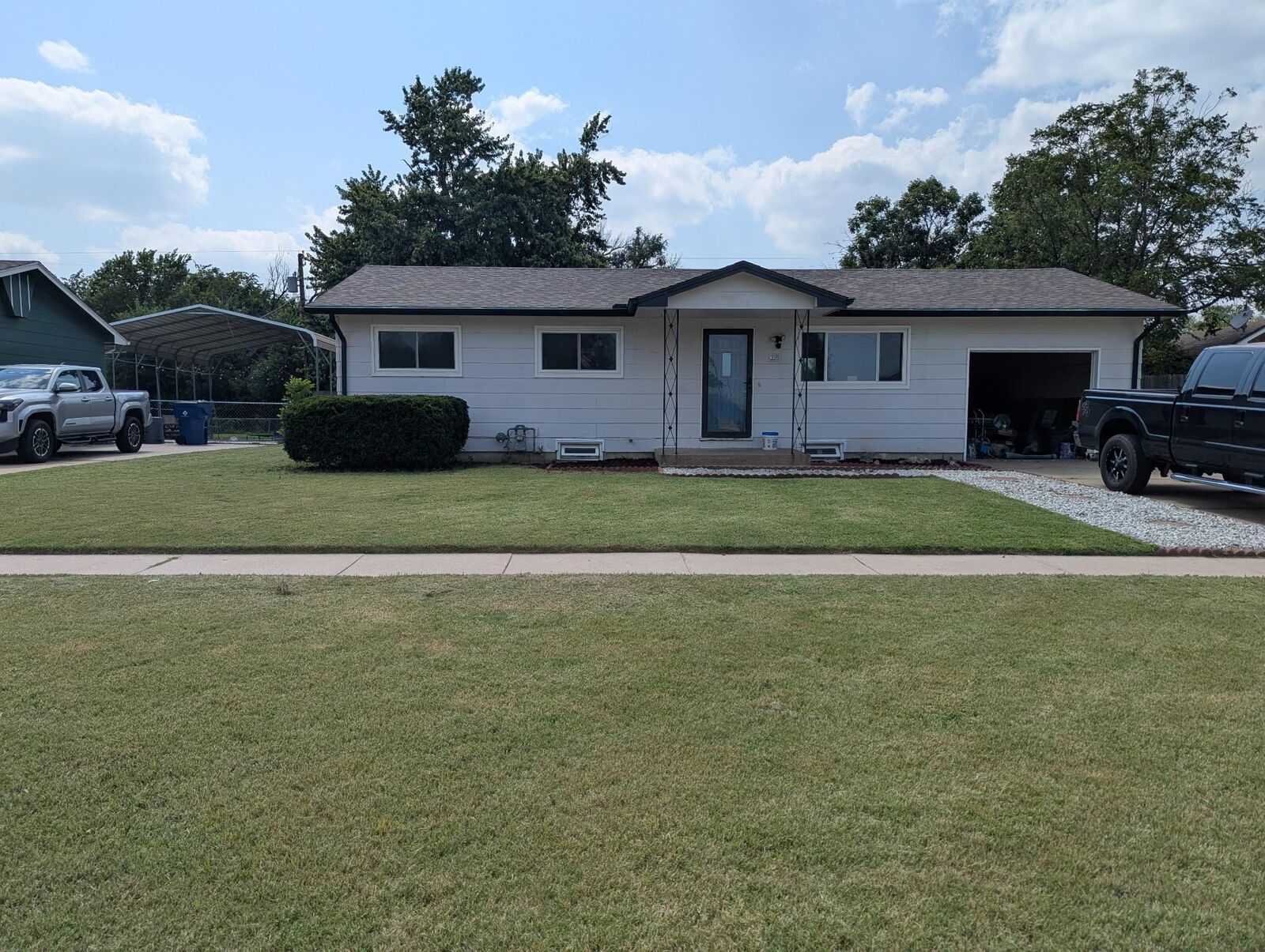 Property Photo: 335 S Kessler St KS 67213-2441