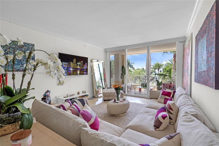 701 Crandon Blvd 302  Key Biscayne FL 33149 photo
