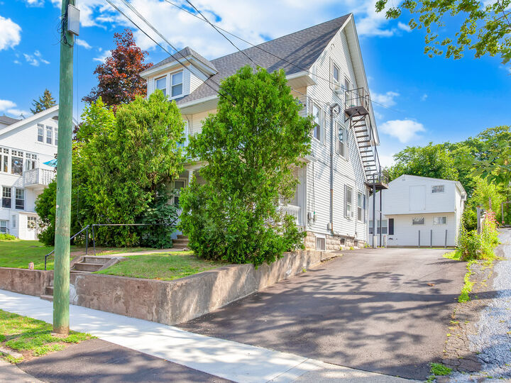 Property Photo:  81 Church Street 3rd Fl  CT 06405 