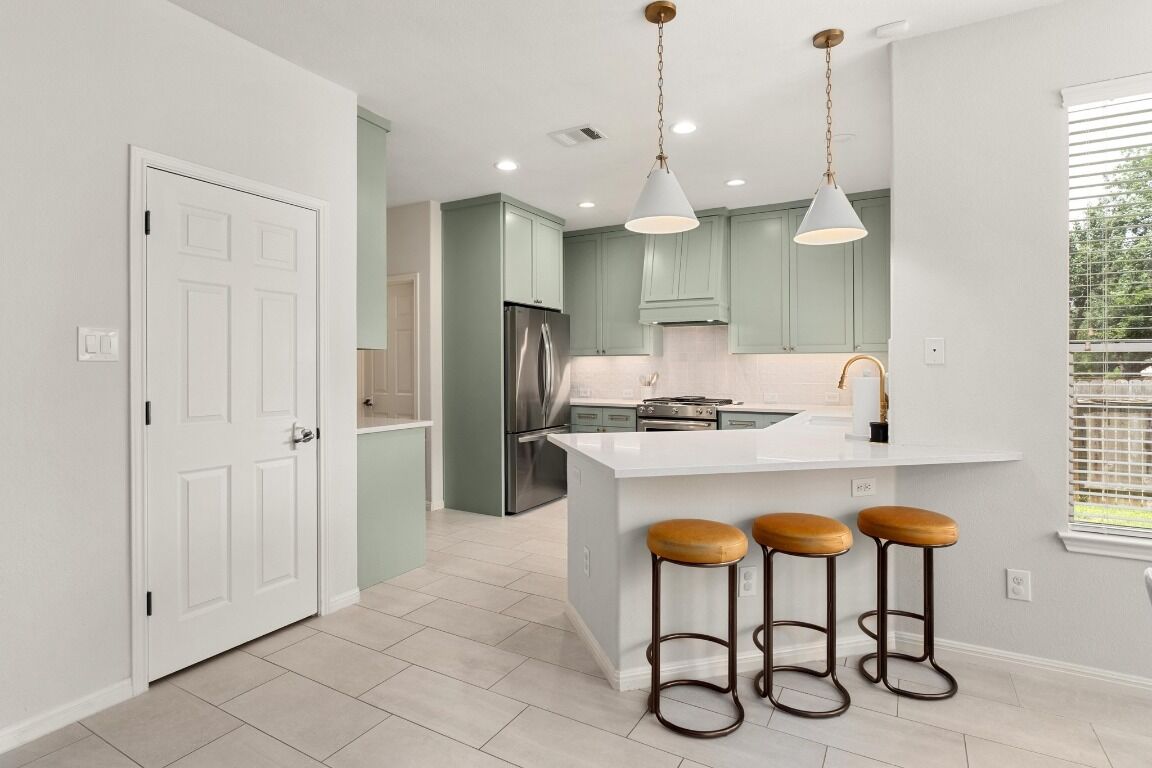 Property Photo: 5701 Sunset Ridge TX 78735