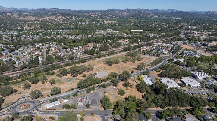 Property Photo: 9600 Windsor Road CA 95492