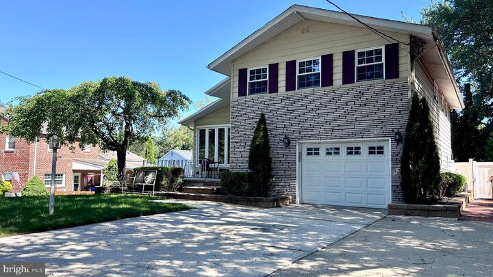 Property Photo:  105 Vesper Avenue  NJ 08108