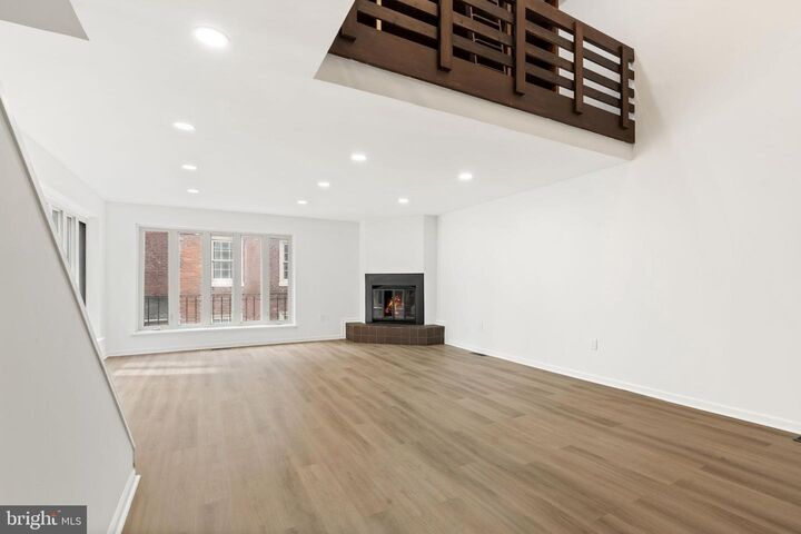 101 Naudain Street  Philadelphia PA 19147 photo