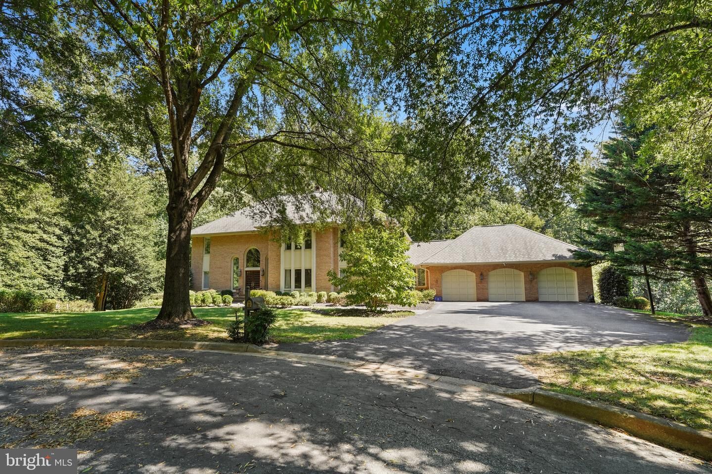 Property Photo:  8805 Mary Mead Court  MD 20854 