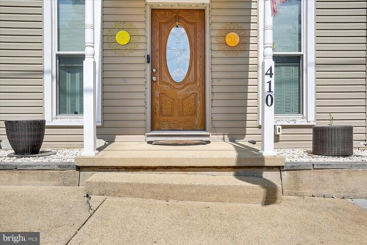 Property Photo:  410 Walnut Street  PA 17007 