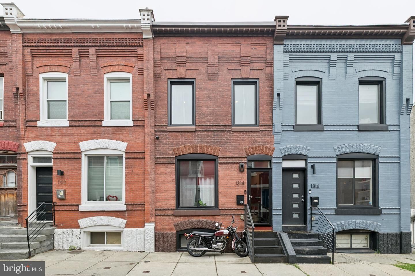 Property Photo: 1314 N Dover Street PA 19121