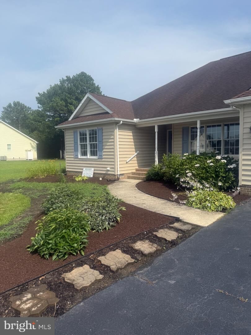 Property Photo: 33070 Grapevine Court DE 19958