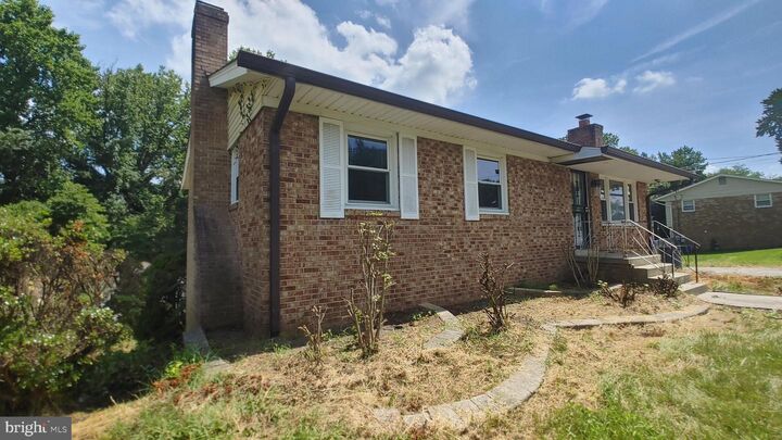 Property Photo: 7010 Evergreen Drive MD 20601