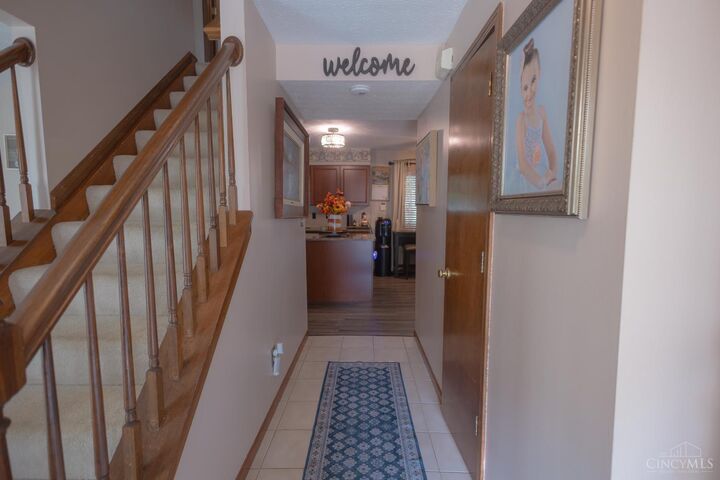 Property Photo: 1244 Mayfair Drive OH 45177