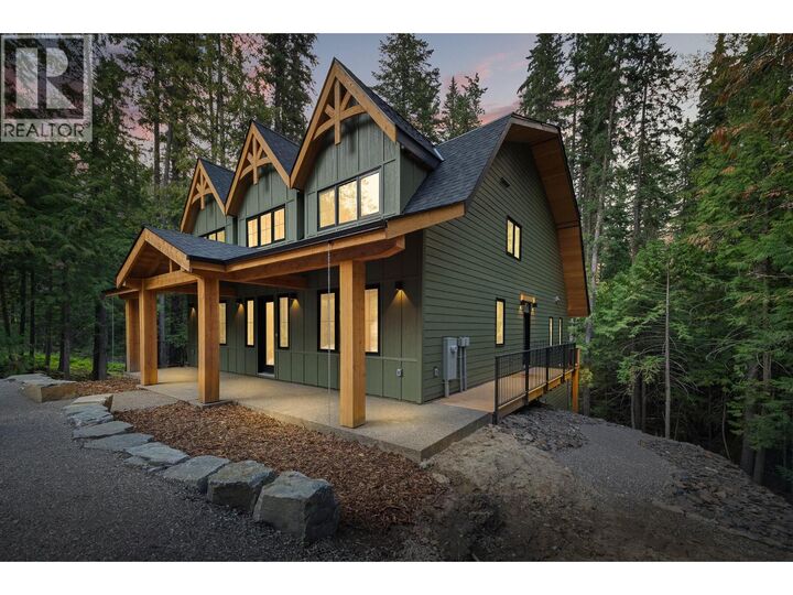 Property Photo: 4416 Timberline Crescent BC V0B 1M6