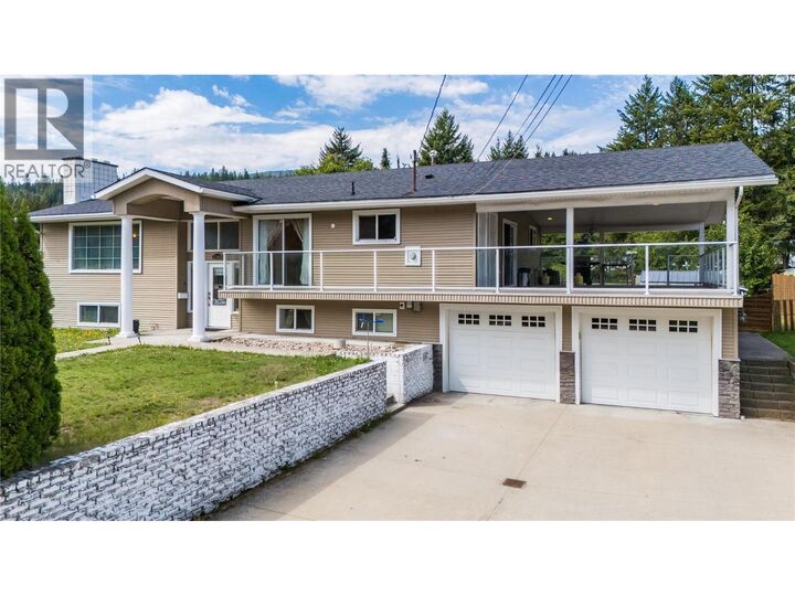 Property Photo: 2540 6th Avenue BC V1N 2W2